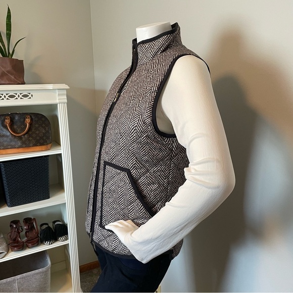 J. CREW- Herringbone Puffer Vest Size XS - Picture 2 of 10